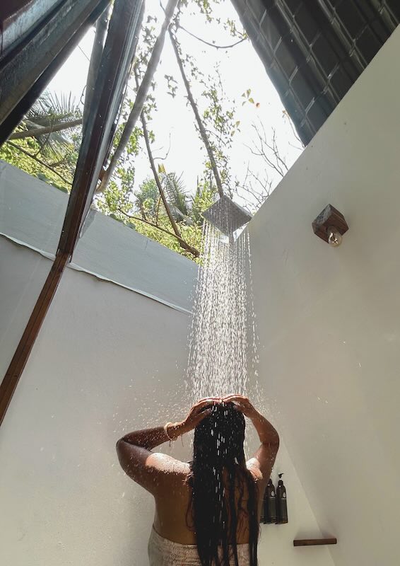 LUMA Open-sky bathroom